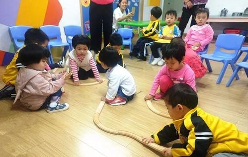 將幼兒園納入義務教育,入園難題是否會有所改善,教育部作出回應